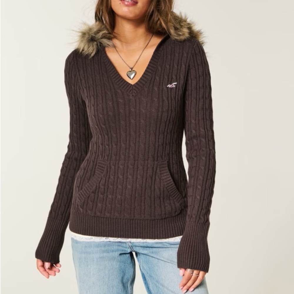 Hollister Brown Faux Fur Trim Hooded Cable-Knit Sweater Size Medium